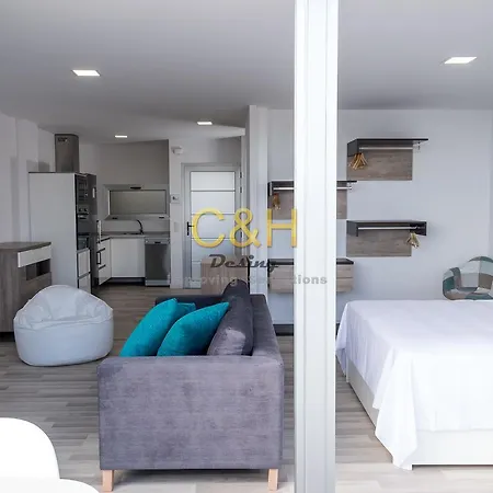 Apartment Beyond C&h Amadores